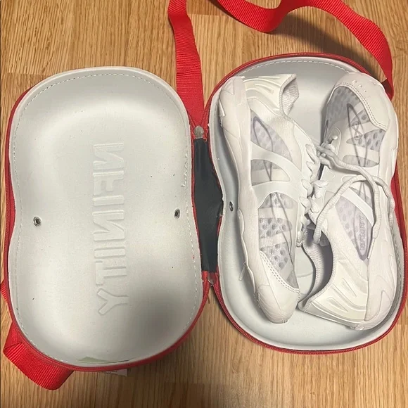 BRAND NEW Nfiniti cheer shoes - Picture 2 of 2